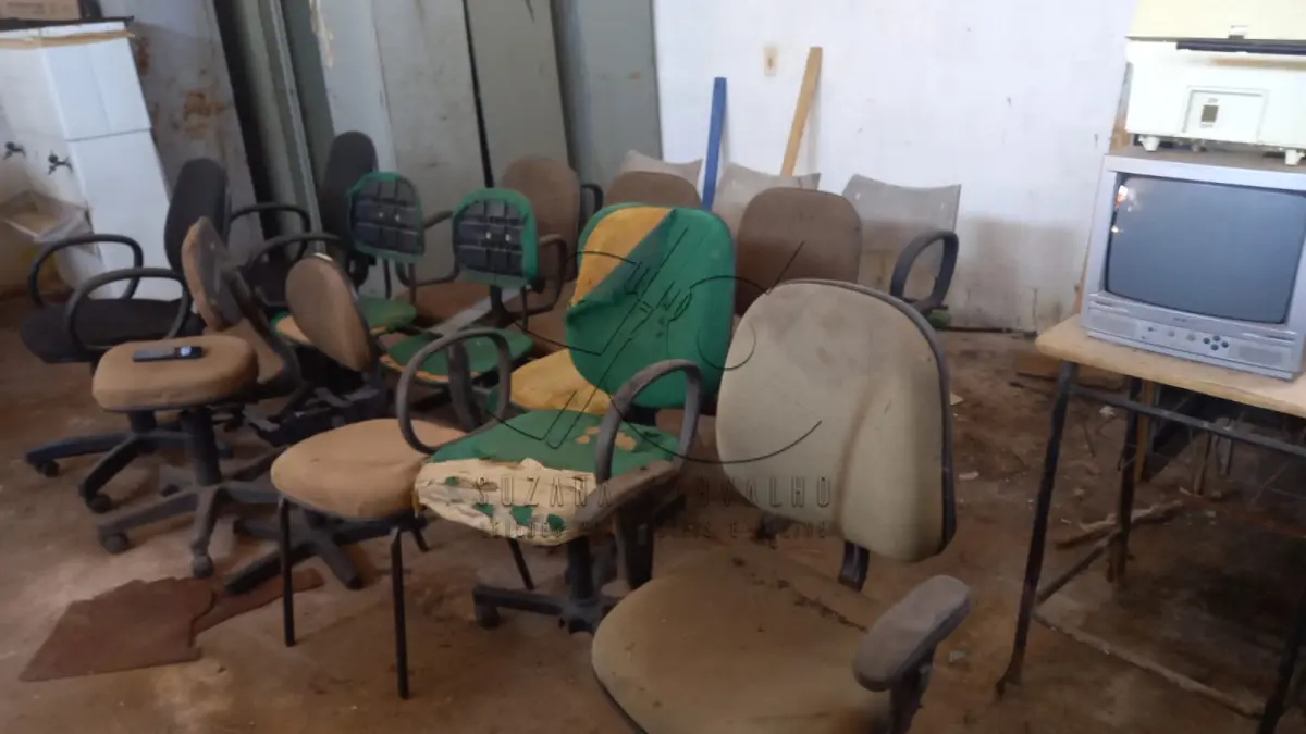 LOTE 005 - MATERIAIS DIVERSOS