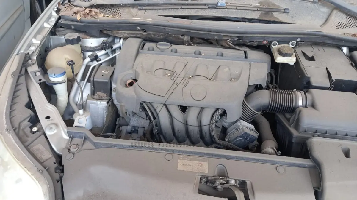 LOTE 017 - VEÍCULO CITROEN C4 20 VTR