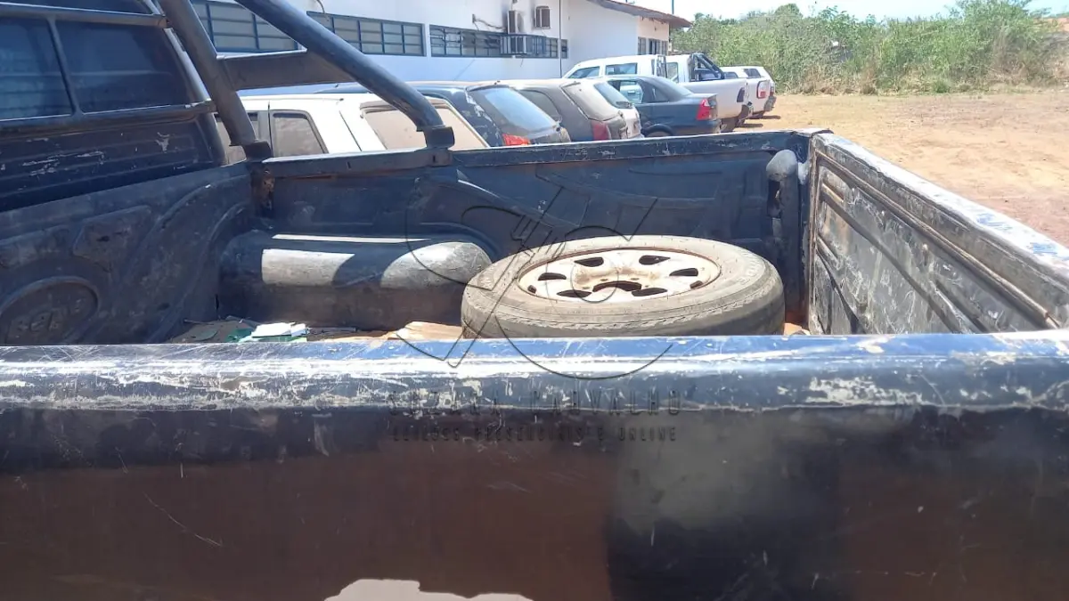 LOTE 011 - TOYOTA/HILLUX