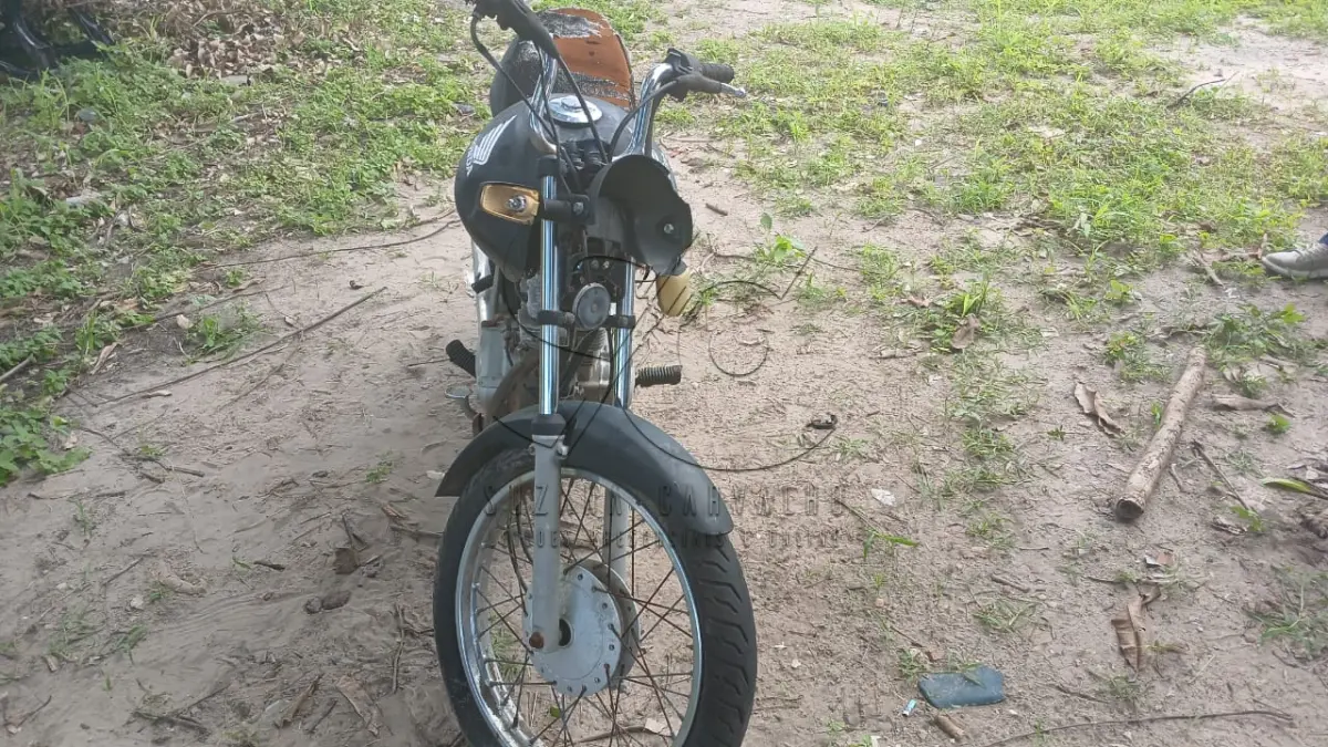 LOTE 001 - MOTO HONDA