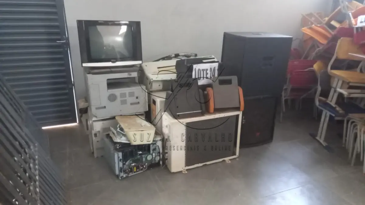 LOTE 024 - MATERIAIS DIVERSOS