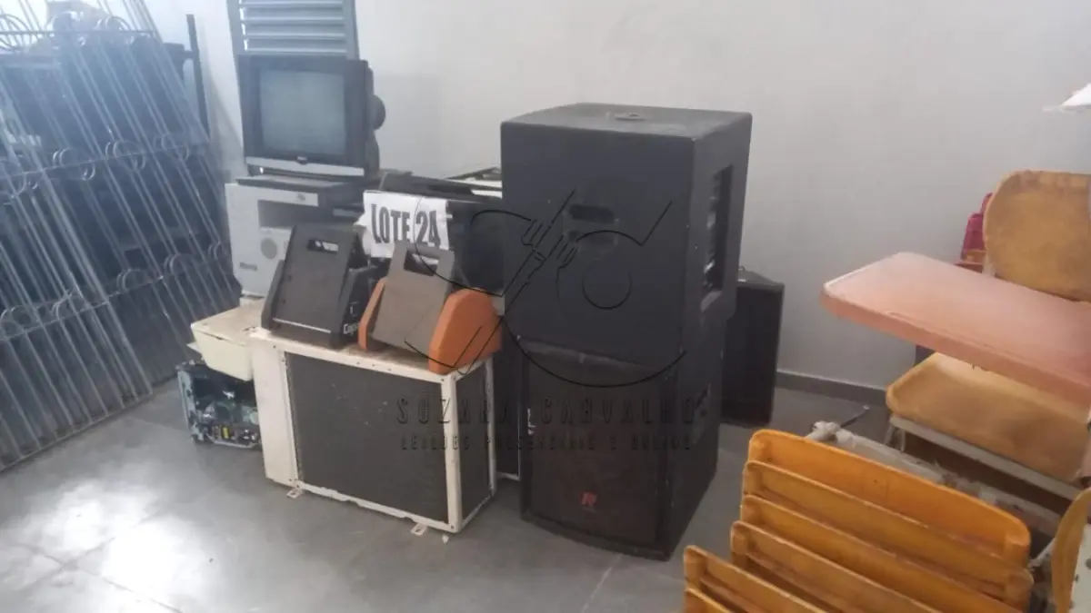 LOTE 024 - MATERIAIS DIVERSOS