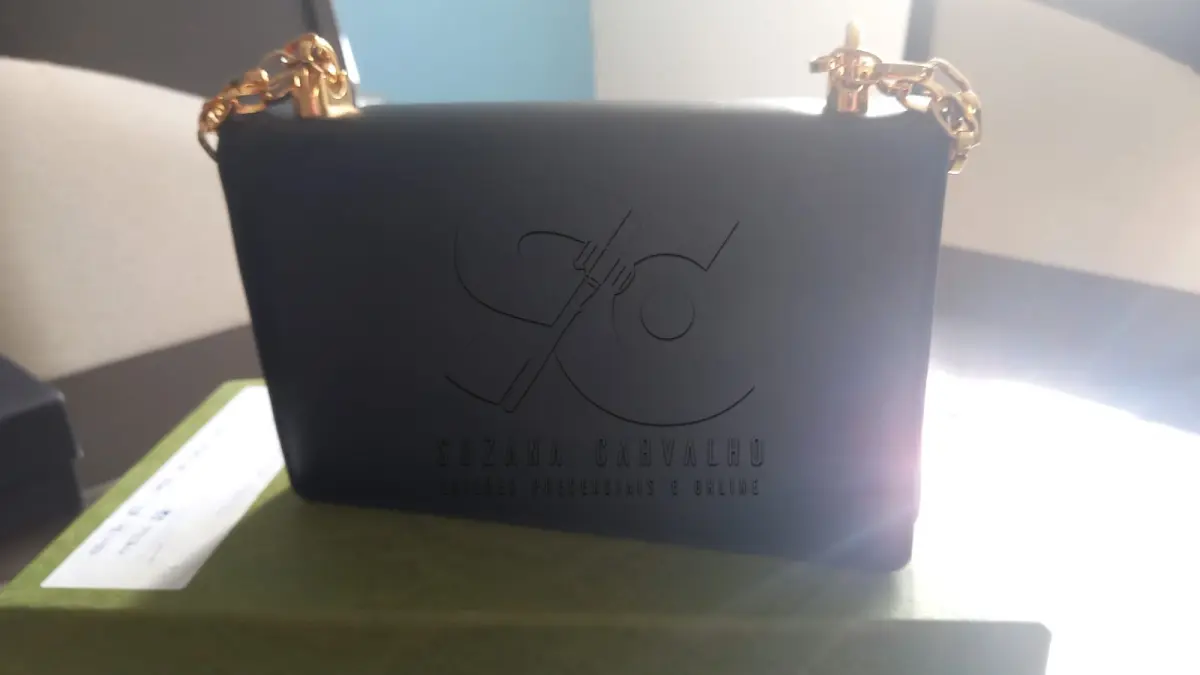 LOTE 004 - BOLSA/SAPATO D&G/ GUCCI ORIGINAIS