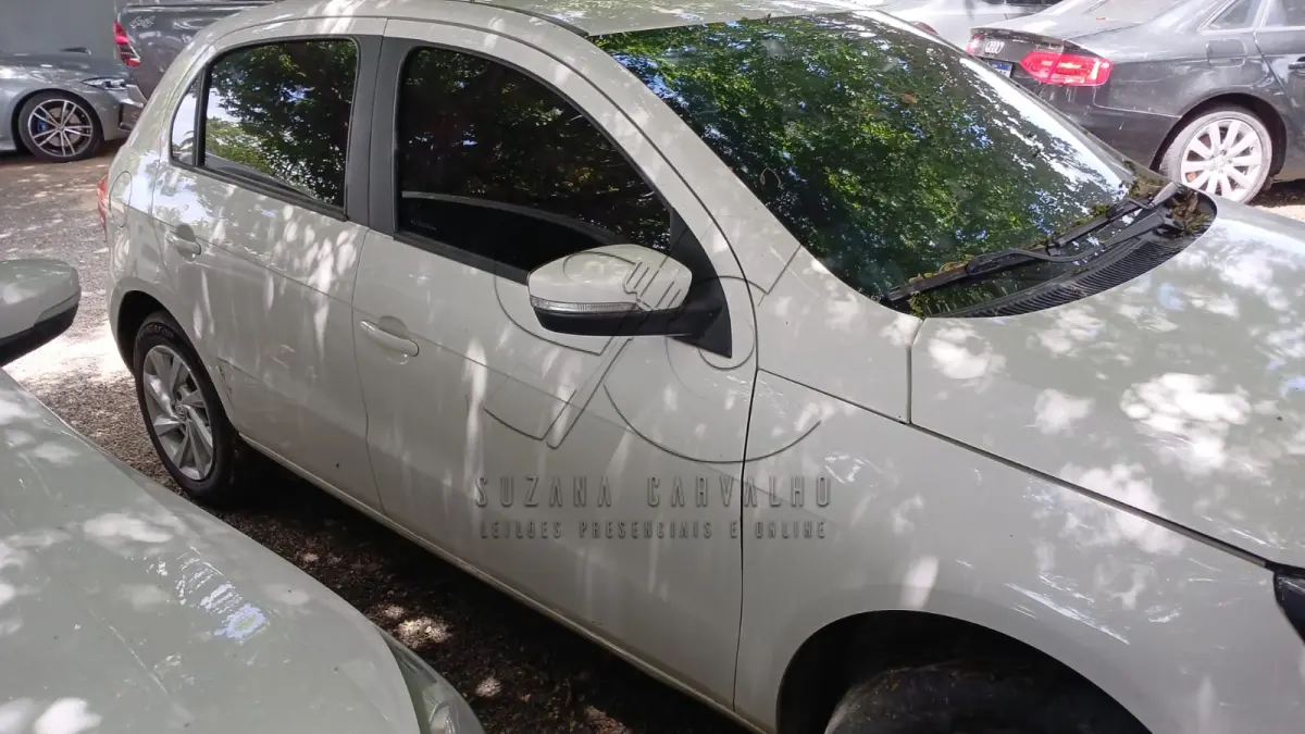 LOTE 006 - VEÍCULO VW