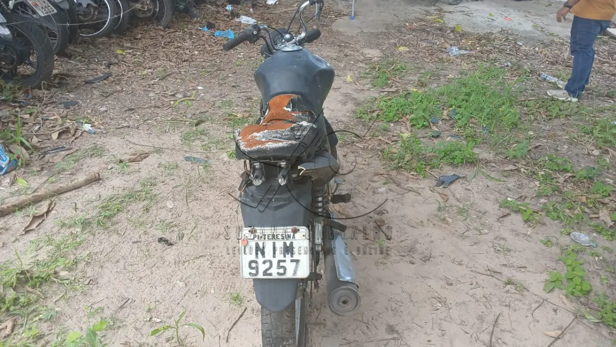 LOTE 001 - MOTO HONDA