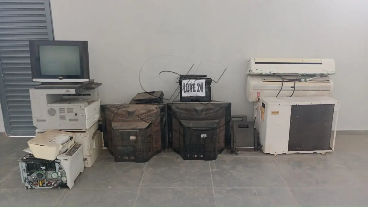 LOTE 024 - MATERIAIS DIVERSOS