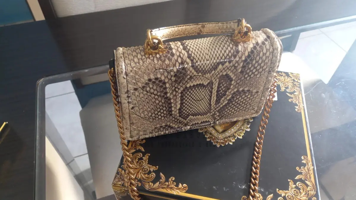 LOTE 006 - BOLSA D&GABBANA ORIGINAL