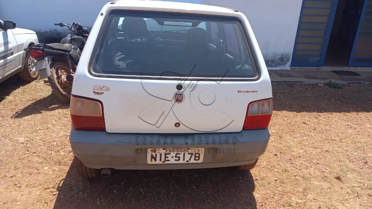 LOTE 008 - FIAT UNO