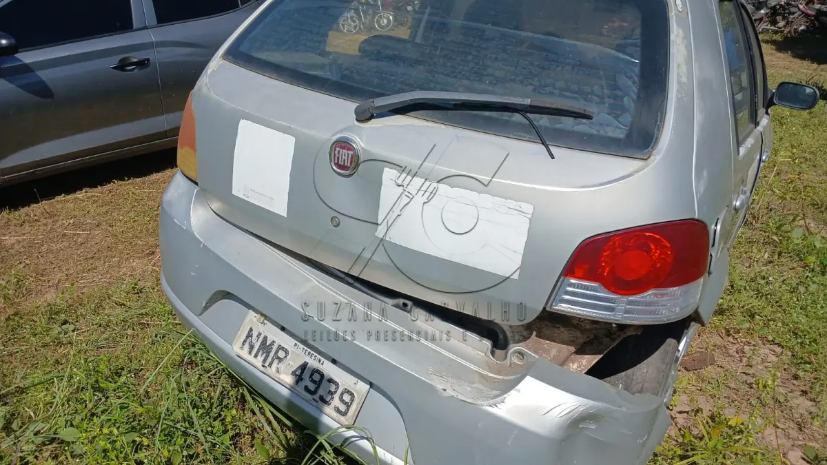 LOTE 005 - SUCATA FIAT PÁLIO