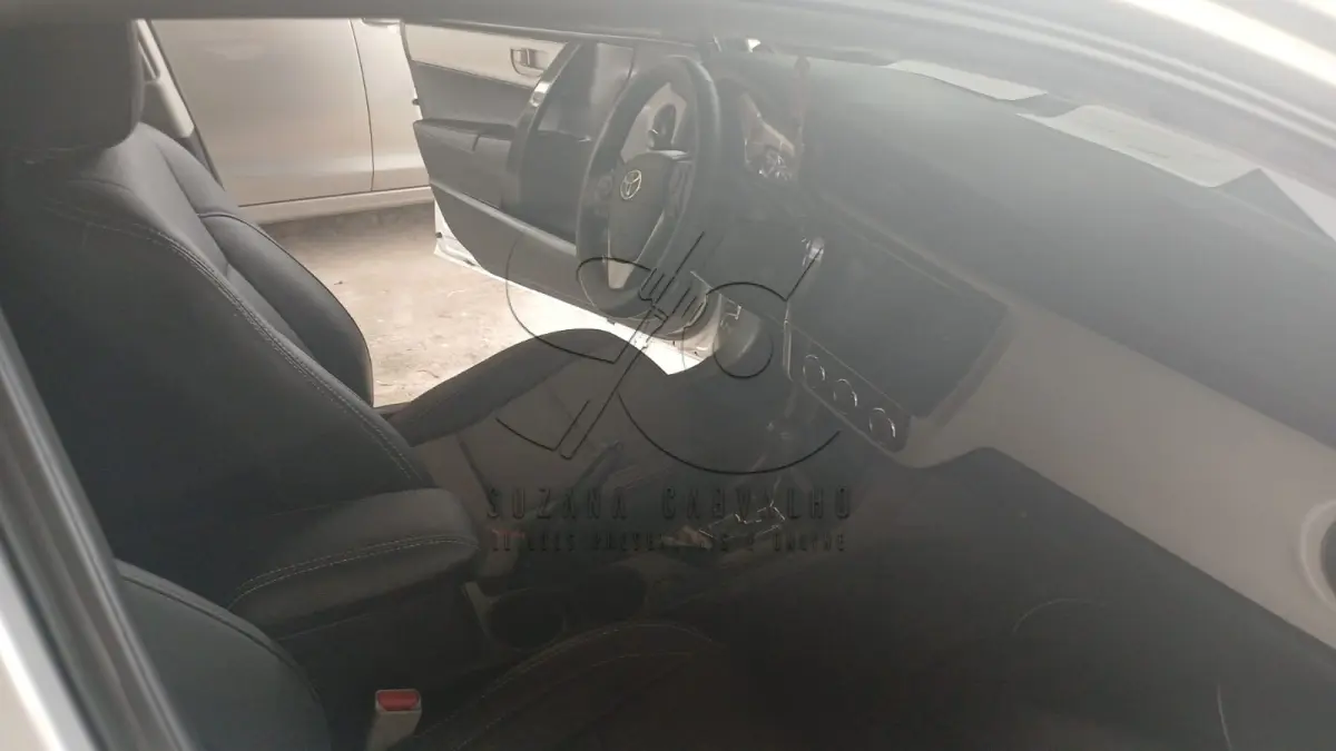 LOTE 001 - SUSPENSO POR DECISÃO JUDICIAL TOYOTA COROLLA