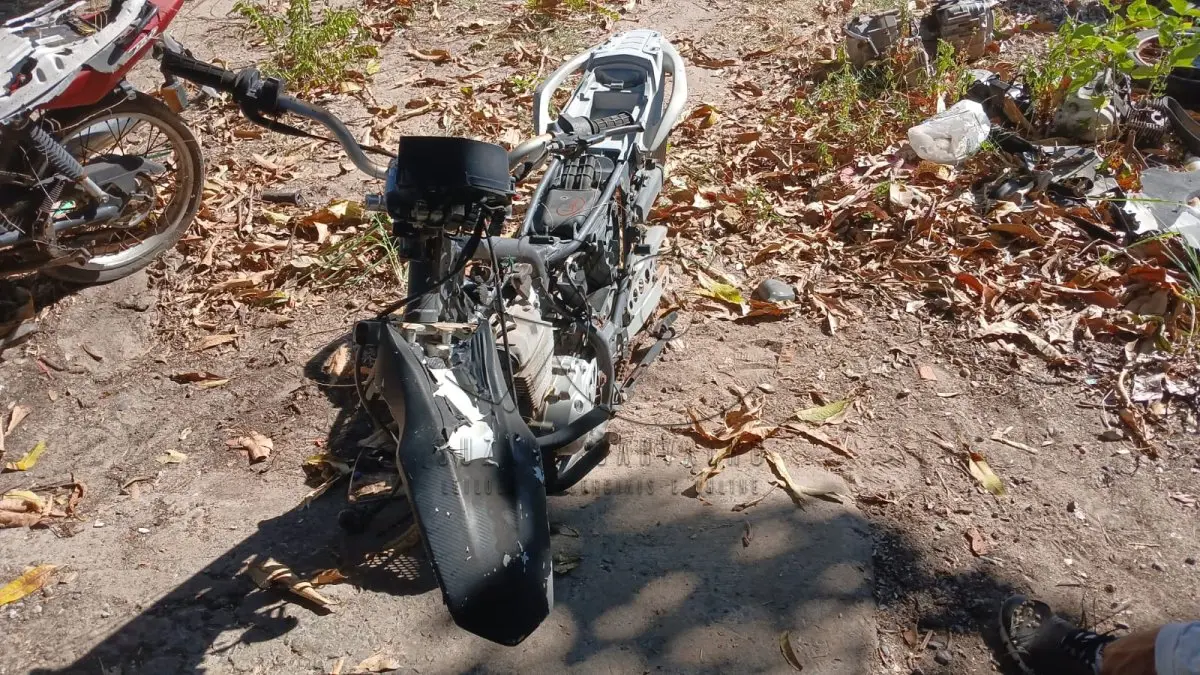 LOTE 013 - SUCATA HONDA NXR 150 2012