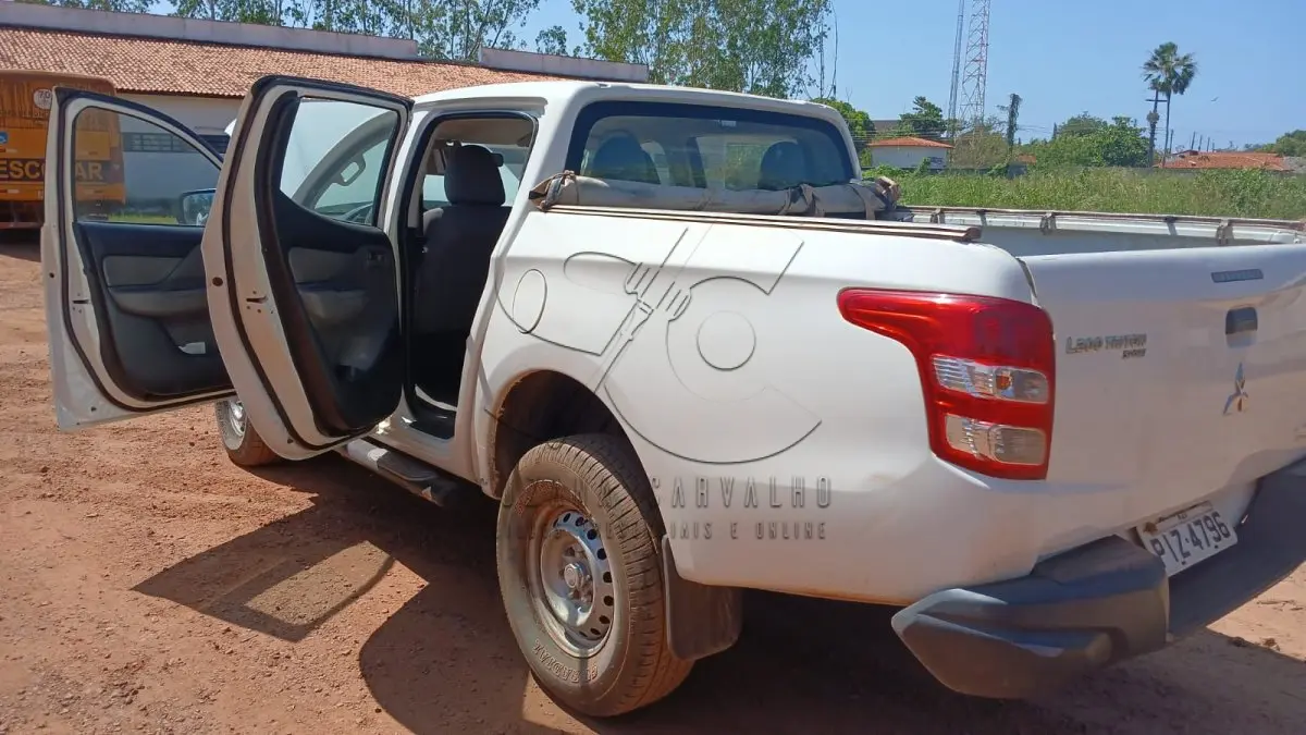 LOTE 004 - MMC/L200 PIZ4796