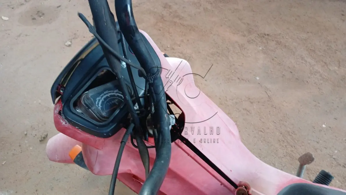 LOTE 010 - HONDA POP 100 2015