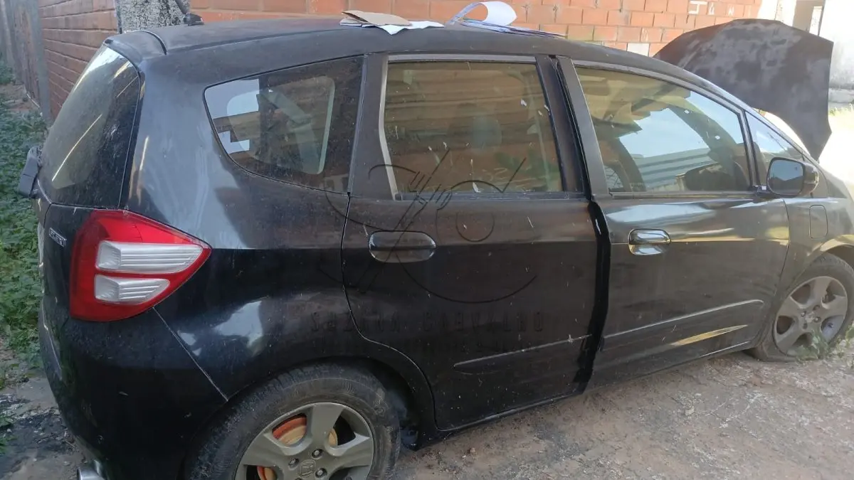 LOTE 003 - SUCATA HONDA FIT LX FLEX