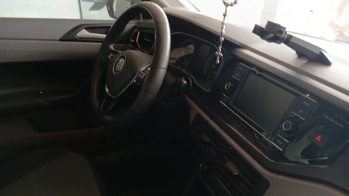 LOTE 004 - VW POLO CL ADA
