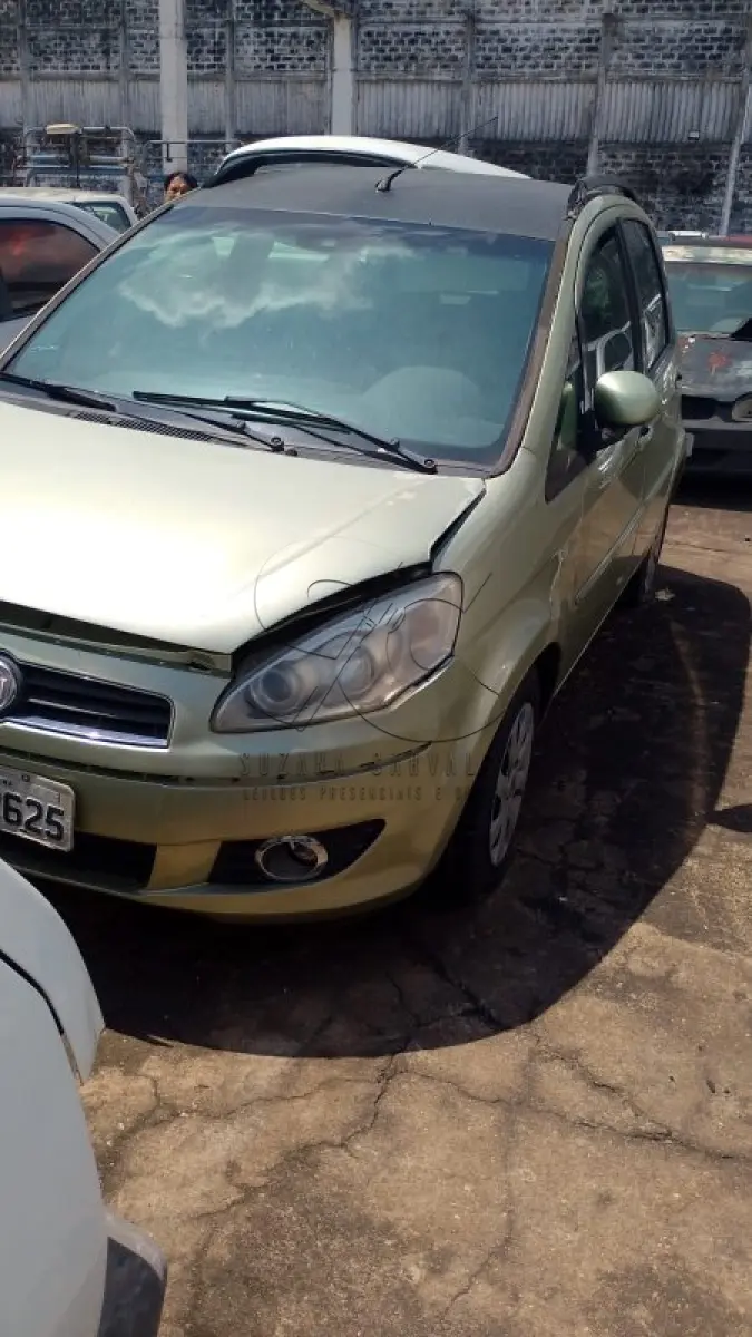 LOTE 011 - FIAT IDEA ATTRACTIVE 2011