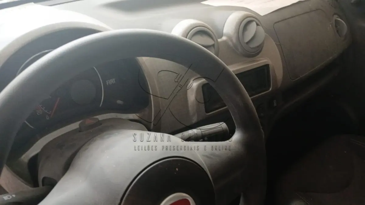 LOTE 002 - FIAT UNO WAY