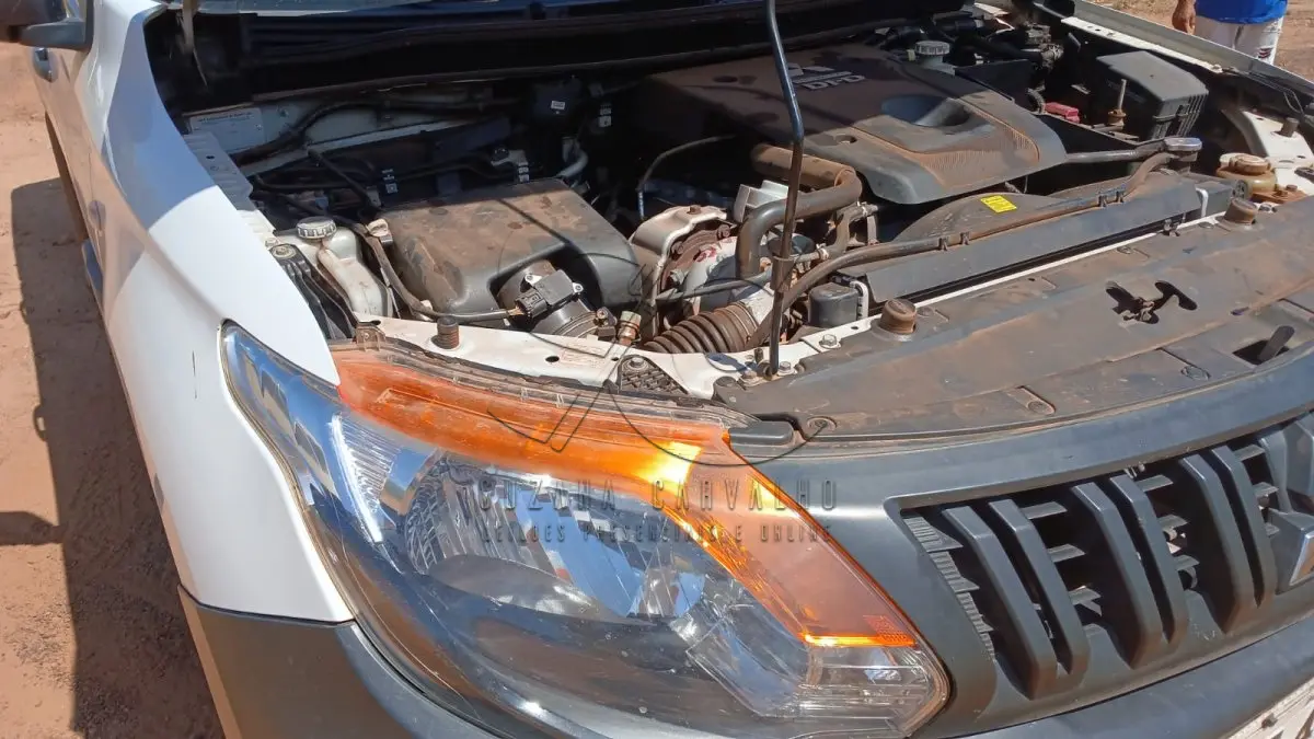 LOTE 004 - MMC/L200 PIZ4796