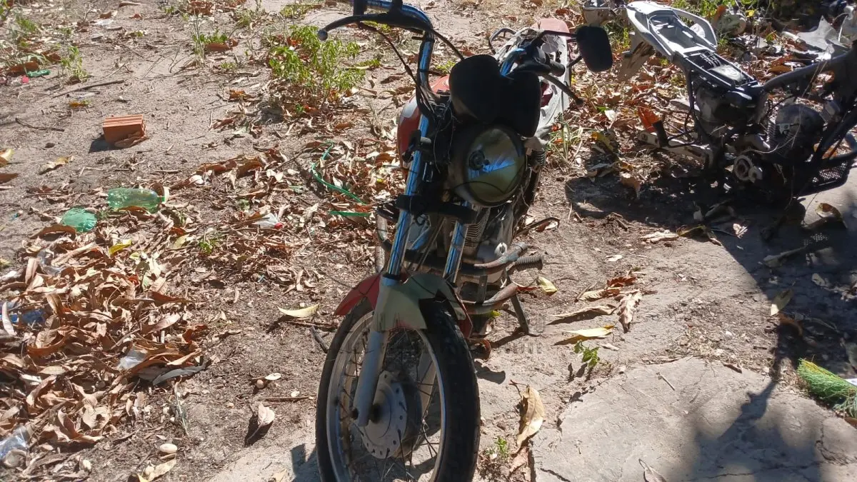 LOTE 008 - HONDA CG 150 TITAN ES 2004