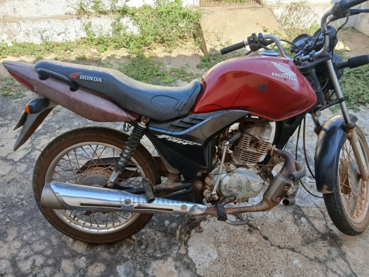 LOTE 001 - HONDA/CG 125 FAN KS NIK9596