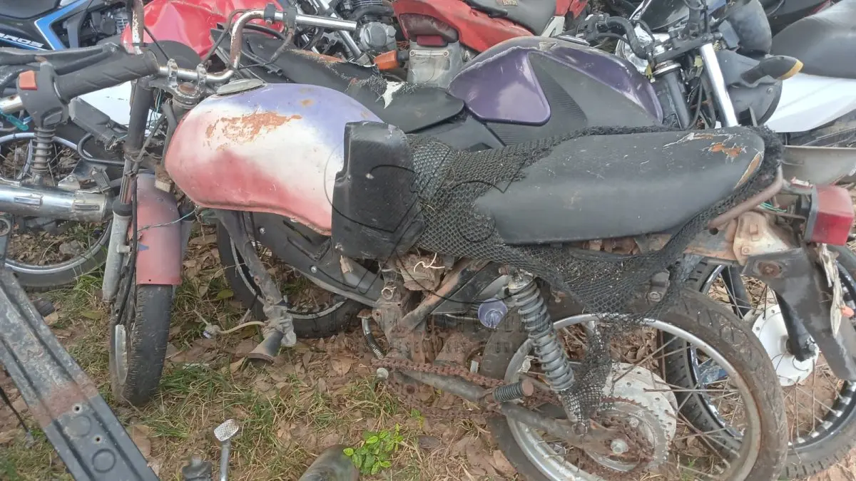 LOTE 015 - SUC.HONDA CG125  NÃOVENDIDO
