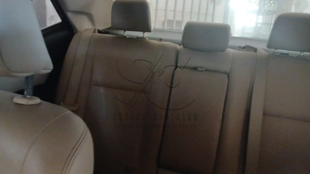 LOTE 012 - TOYOTA COROLLA ALTIS FLEX