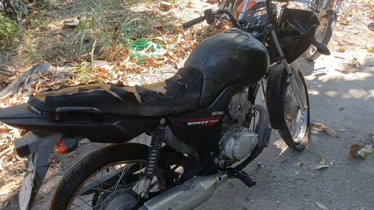 LOTE 006 - HONDA CG 125 FAN KS 2015