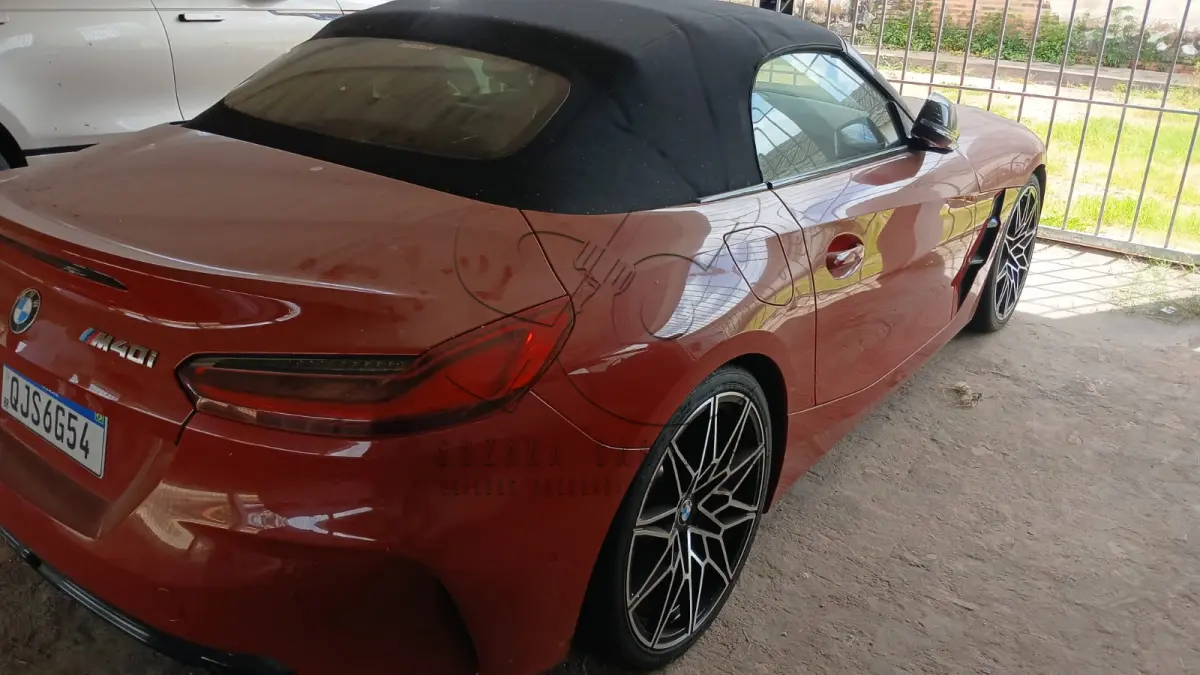 LOTE 006 - SUSPENSO POR DECISÃO JUDICIALI BMW Z4 M40I