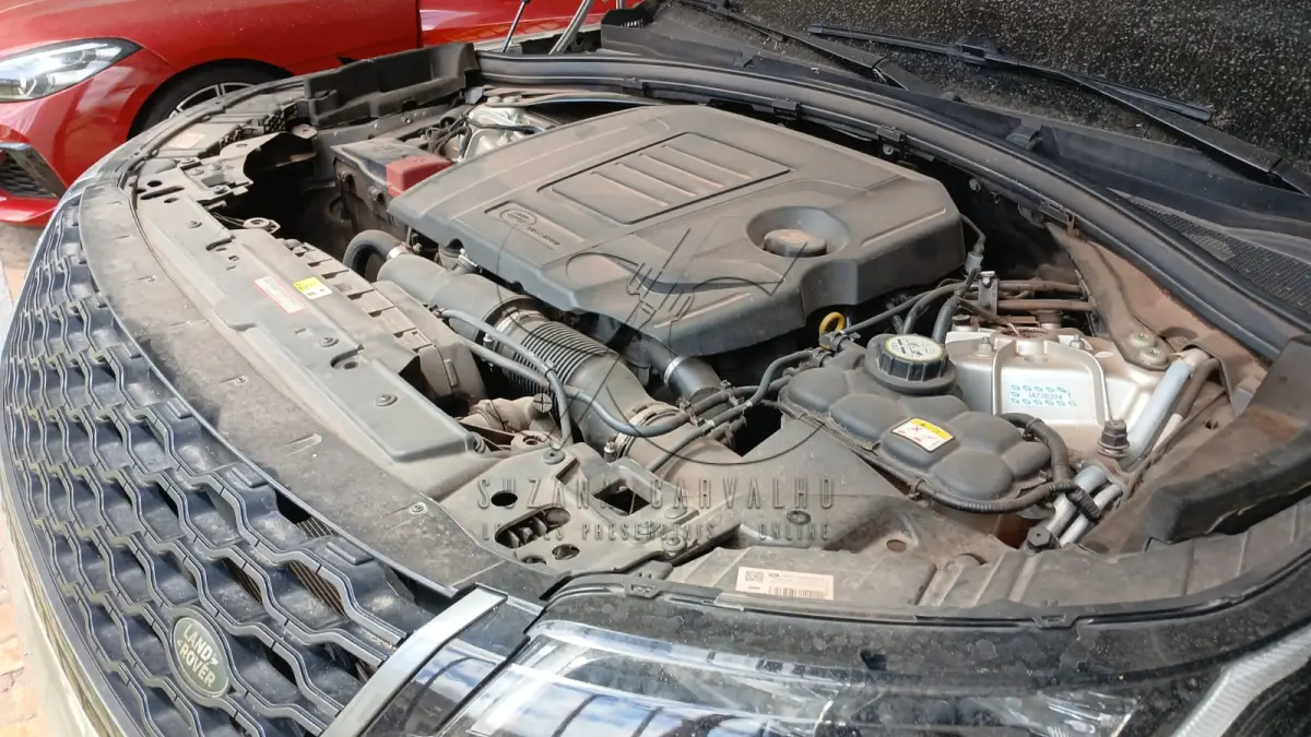 LOTE 009 - SUSPENSO POR DECISÃO JUDICIAL I LROVER VELAR P250 SE RDYN
