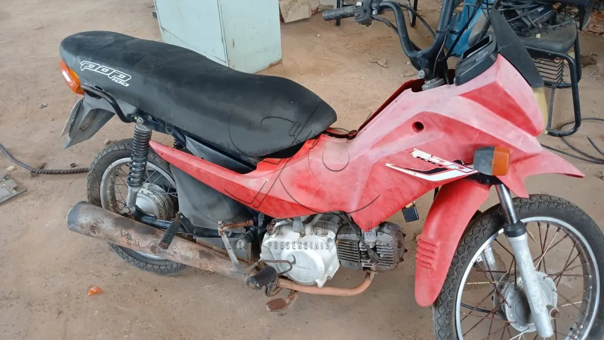 LOTE 010 - HONDA POP 100 2015