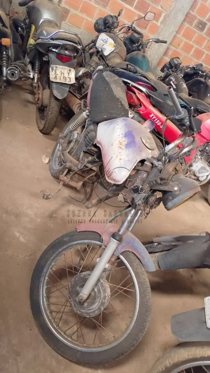 LOTE 001 - SUCATA HONDA CG 125 1999