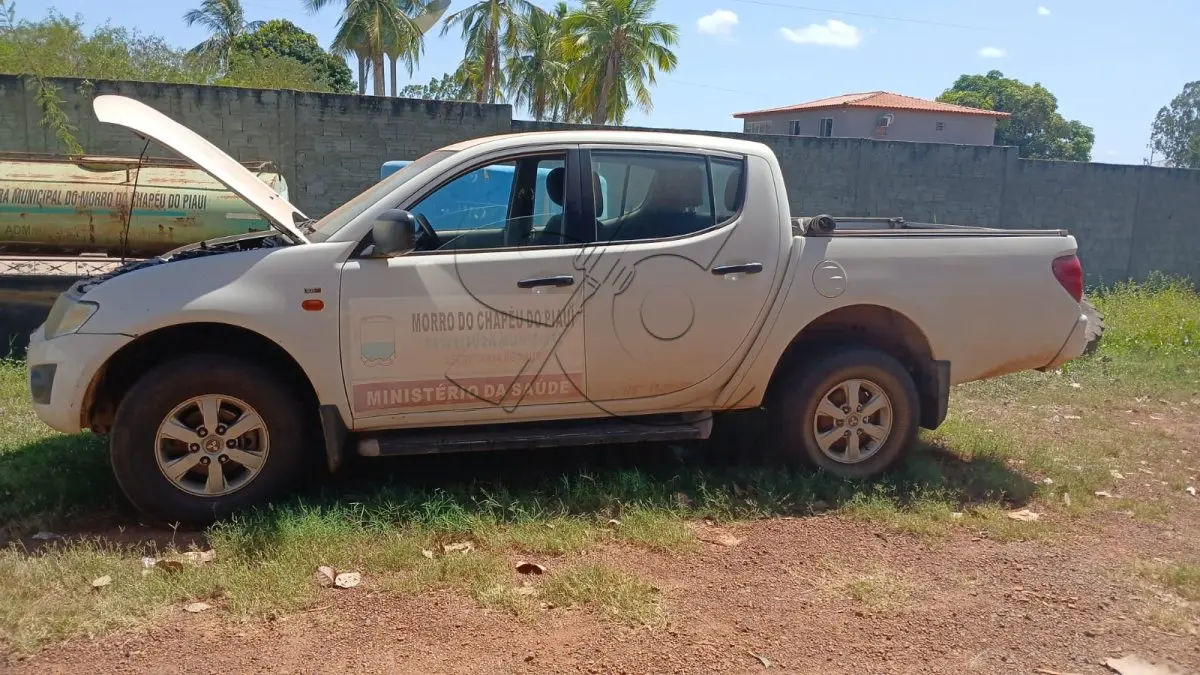 LOTE 003 - MMC/L200 PIM5806