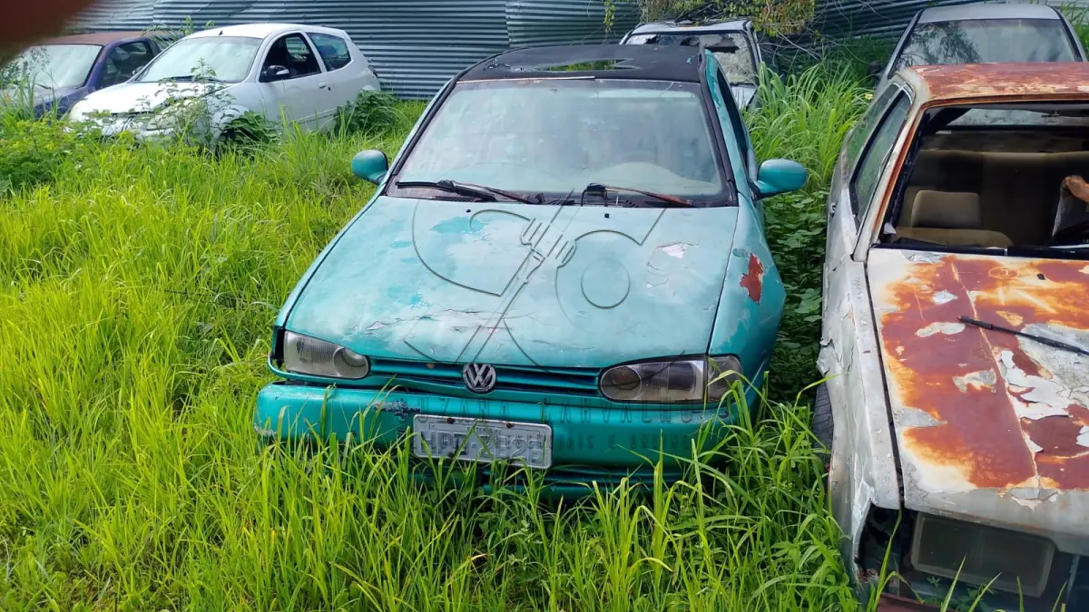 LOTE 002 - SUCATA VW