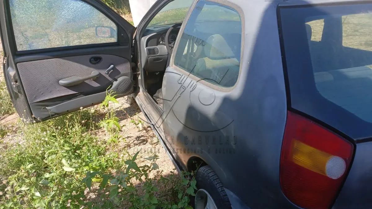 LOTE 004 - SUCATA FIAT PÁLIO EX