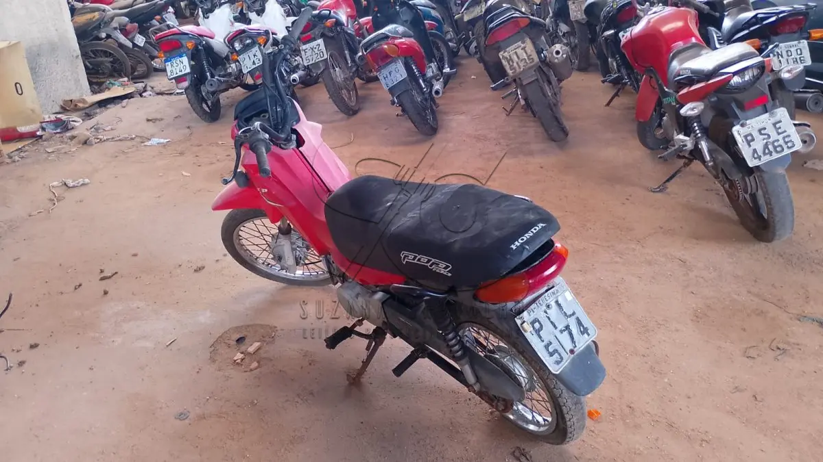 LOTE 010 - HONDA POP 100 2015