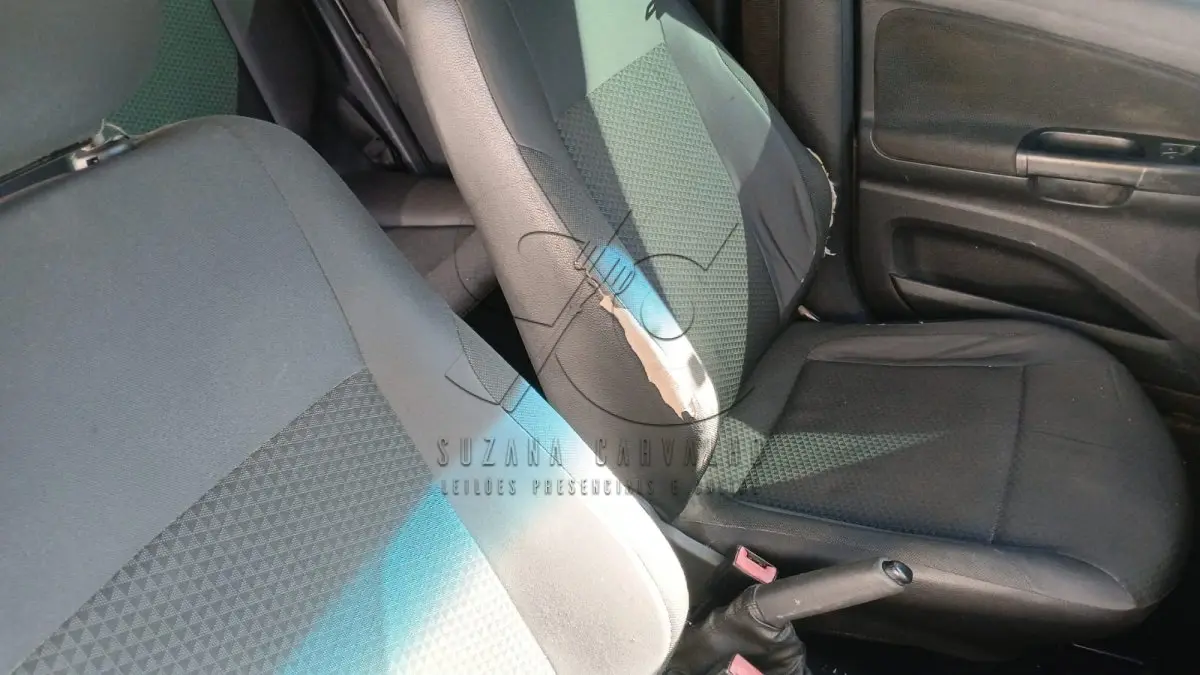 LOTE 005 - VW/ NOVO GOL TL 2017/2017