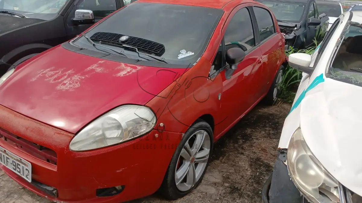 LOTE 015 - FIAT/PUNTO ELX 1.4, 2010/2010
