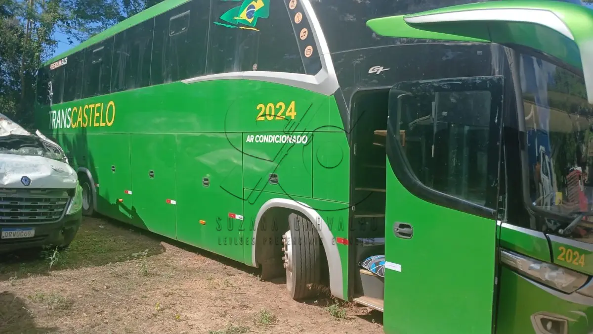 LOTE 11 01 - ÔNIBUS VOLVO/MPOLO 2011/2012