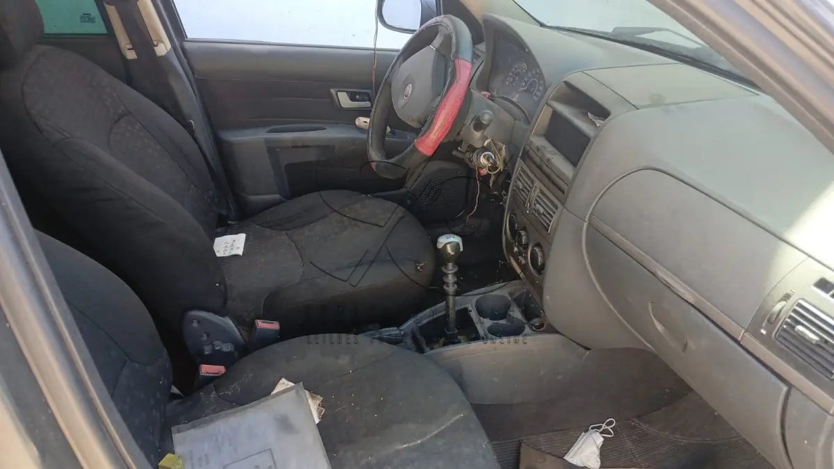 LOTE 008 - FIAT/PÁLIO ATTR. 1.4 201/2011