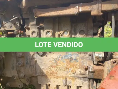 LOTE 011 - TRATOR, CAÇAMBA, COLETORA