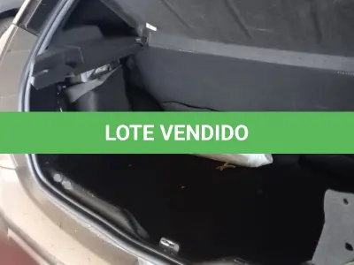 LOTE 001 - VEÍCULO RENAULT SANDERO