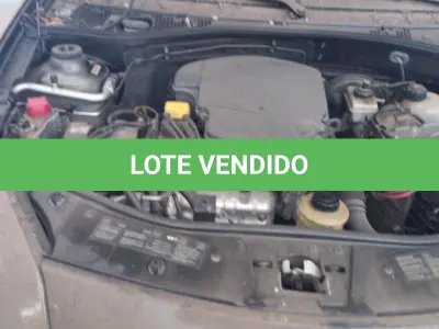 LOTE 001 - VEÍCULO RENAULT SANDERO