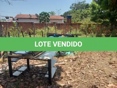 LOTE 003 - MOBILIÁRIOS