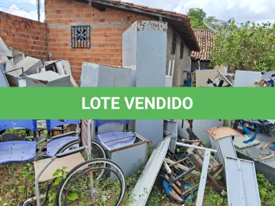 LOTE 005 - MOBILIÁRIOS