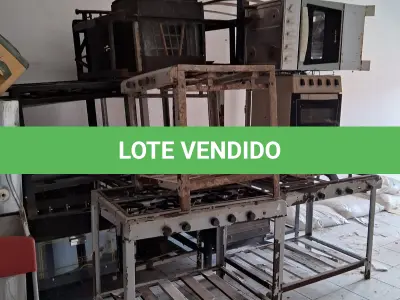 LOTE 010 - MOBILIÁRIOS