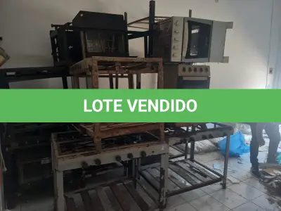 LOTE 010 - MOBILIÁRIOS