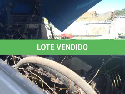 LOTE 013 - TRATOR NEW HOLLAND