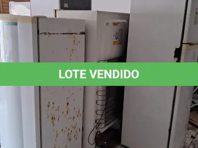 LOTE 004 - MOBILIÁRIOS