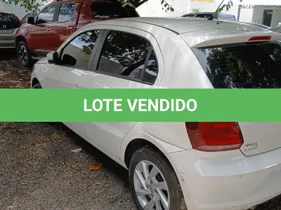 LOTE 006 - VEÍCULO VW