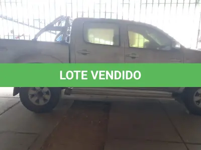 LOTE 018 - VEÍCULO TOYOTA HILLUX
